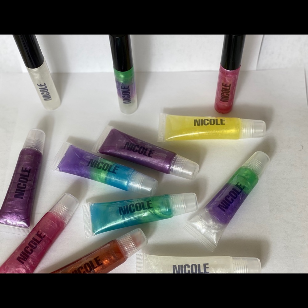 All Natural Lipgloss - Picture 4 of 5